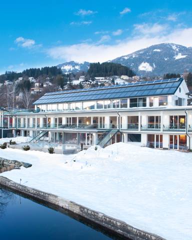 Kärnten Badehaus am Millstätter See im Winter