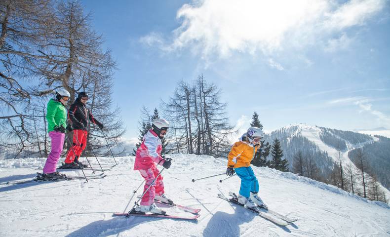 Familienskifahren im Bad Kleinkirchheim