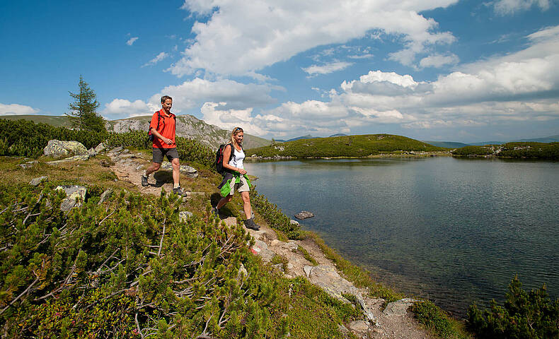 Alpe-Adria-Trail E15 Nassbodensee im Biosphaerenpark Nockberge 