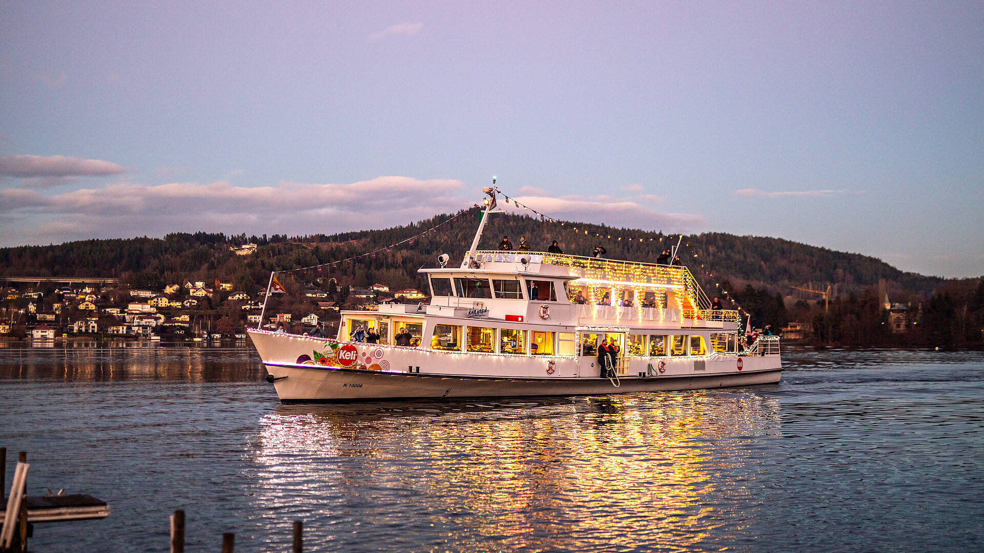 Adventmarkt Maria Wörth Wörtherseeschiff