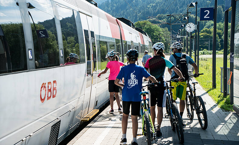Drauradweg _ Bahn