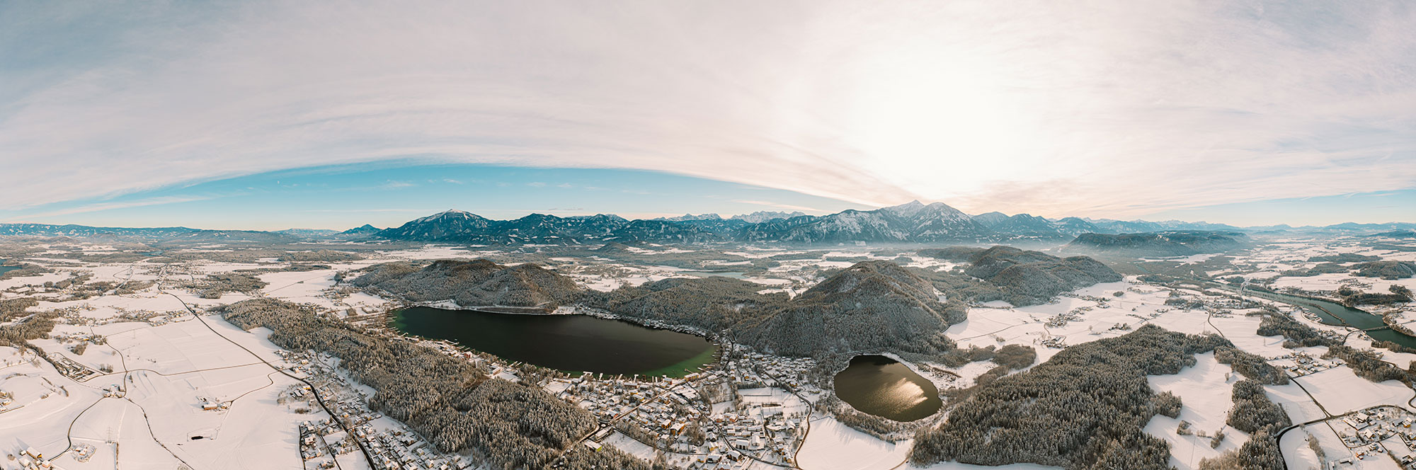 Blick auf die Seen in Suedkaernten